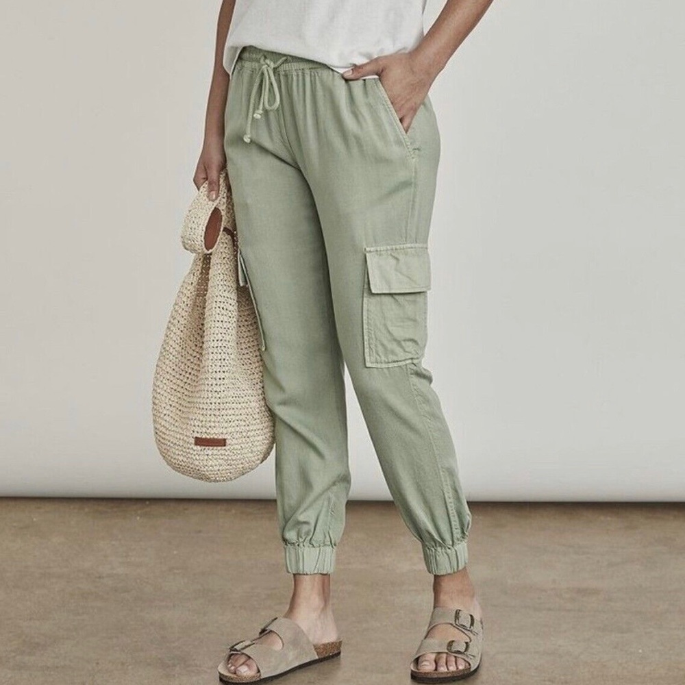 Elizabeth and James Green Cargo Jogger Pants